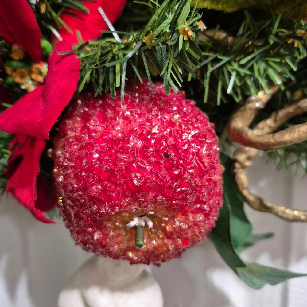 Holiday Christmas Wreath One Size‎ Red Green Gold White Ornaments